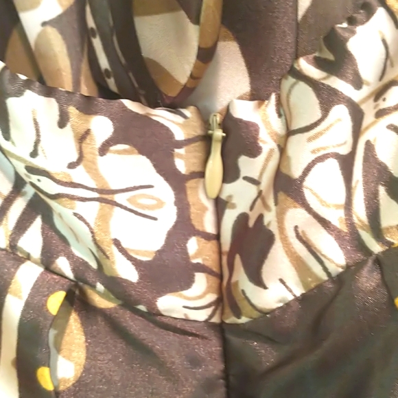 Halter silky dress. Beautiful ,rich color & print - Picture 4 of 5